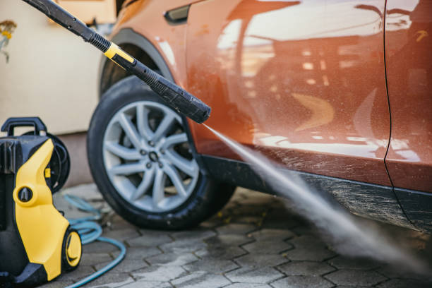 Best Roof Power Washing Services  in Ives Estates, FL