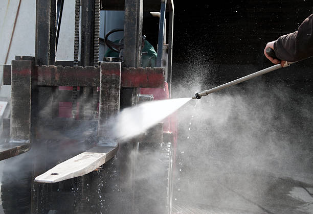 Best Pressure Washing Services for Businesses  in Ives Estates, FL